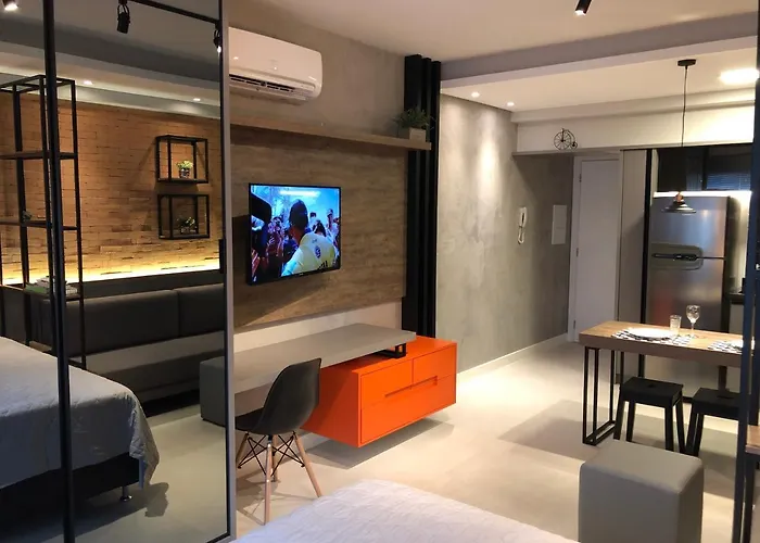 Estudio completo no coração do Batel